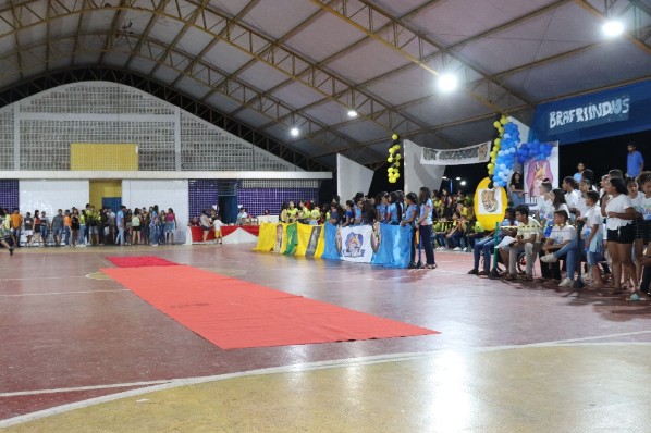 Escola Raimundo de Moraes realiza 3ª Gincana Cultural