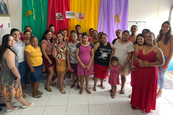 Roda de Conversa sobre Gravidez na Adolescência